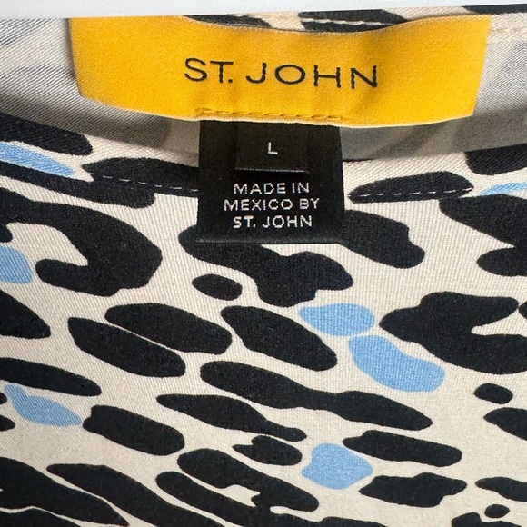 St. John Animal Print Scoop Neck Tunic - Picture 6 of 12